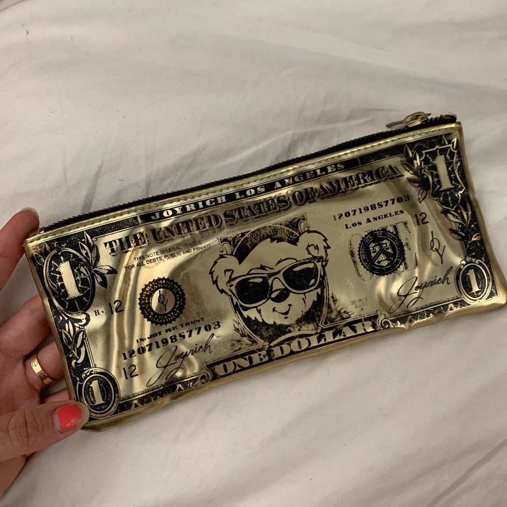clutch / wallet